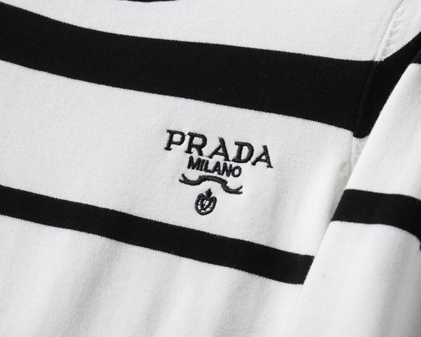 ブランドセーター角部分ディテール